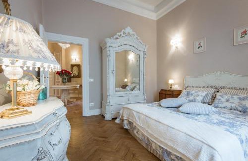 Careggi Rifredi Apartment | Leopoldo Luxurious Apartment - Daily refresh available