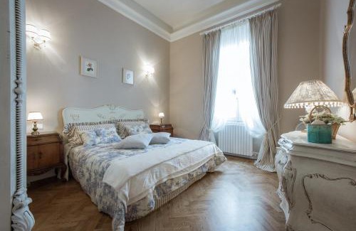 Careggi Rifredi Apartment | Leopoldo Luxurious Apartment - Daily refresh available