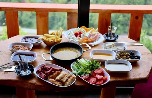Cayirduzu Ski Chalet | Lepadre Suit Bungalov