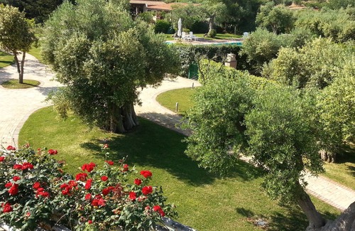 Conversano Villa | 'LERALORA' VILLAS IN THE COUNTRYSIDE WITH POOL AND PATIO GARDEN