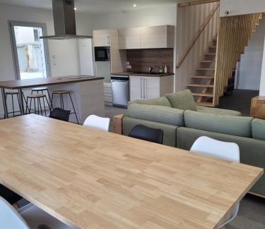 Secondigny House | Les écuries
