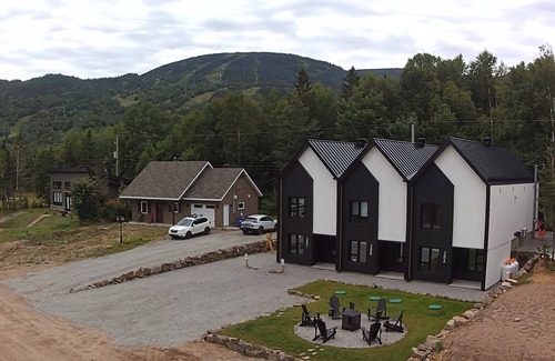 L'Anse-Saint-Jean Ski Chalet | Les 3 versants - Scandinavian chalet, new construction at Mont-Édouard