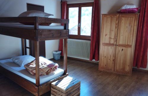 Molines-en-Queyras Bed & Breakfast | Les Arolles - Gîte d'étape et de séjour