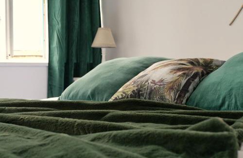 Pontrieux Bed & Breakfast | Les chambres de l'Élysée