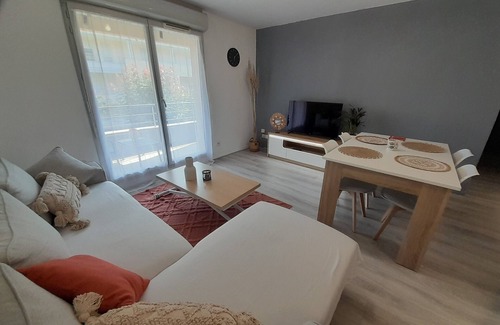 Brive-la-Gaillarde Apartment | Les Jardins de Gallia