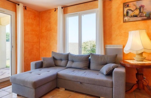 Saint-Germain-dEsteuil House | Les Lavandiers by Interhome