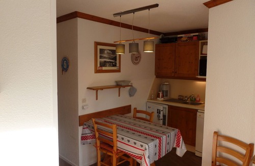 Les Menuires Apartment | LES MENUIRES APARTMENT, 2 ROOMS, 4/5 PEOPLE