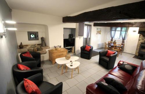 Champagnac-la-Riviere House | Les moissonneurs