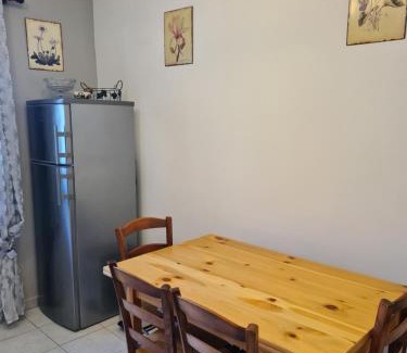 Ansouis Apartment | Les oliviers