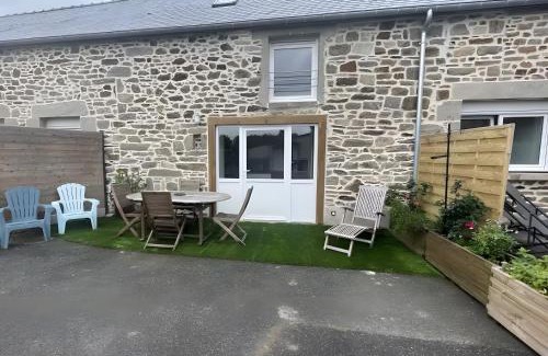 Matignon House | Les petites hirondelles