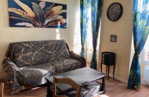 Villebois-Lavalette Apartment | les vieilles Halles de Villebois