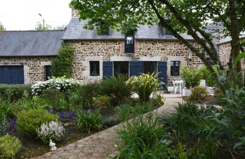 Lantic House | LES VOLETS BLEUS Binic