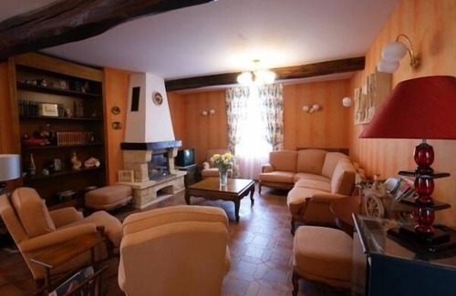 Thieblemont-Faremont Bed & Breakfast | Les Wyllows