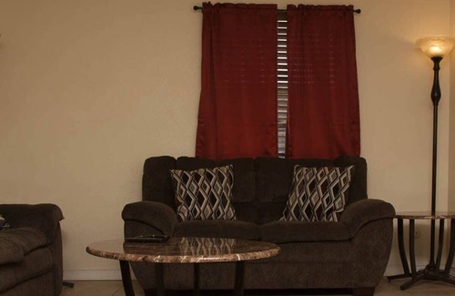 Lawton Apartment | Less than 1 mile from Fort Sill 2 bedrooms!