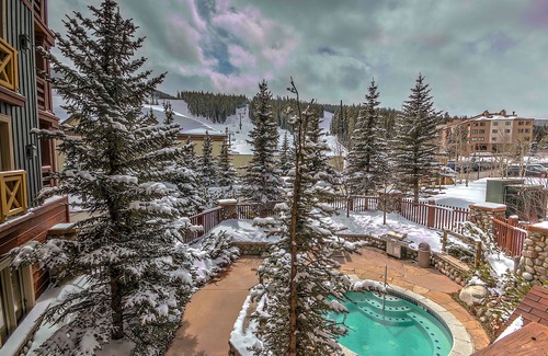 Copper Mountain Village Condo | Less than a 2 minute walk to Copper's American Eagle and American Flyer Chairs!