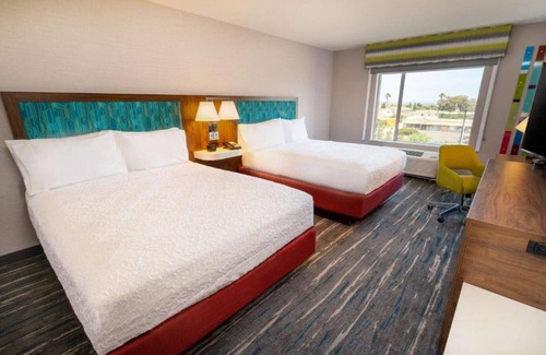 Imperial Beach House | LESS THAN A MILE FROM SAN DIEGO BAY