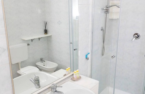 Sanremo Villa | Leto’s apartment in Sanremo - Parking & Garden