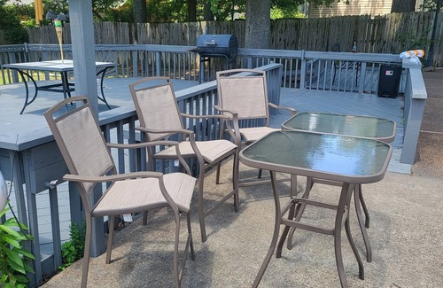 Cordova House | Lets sit around the pool at Home Away from Home and its centrally located