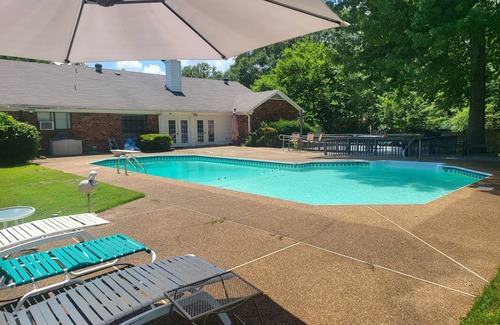 Cordova House | Lets sit around the pool at Home Away from Home and its centrally located