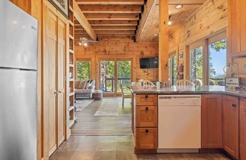 Bostic Cabin | Levons Landing - The ULTIMATE Mountain View Near Lake Lure and Asheville