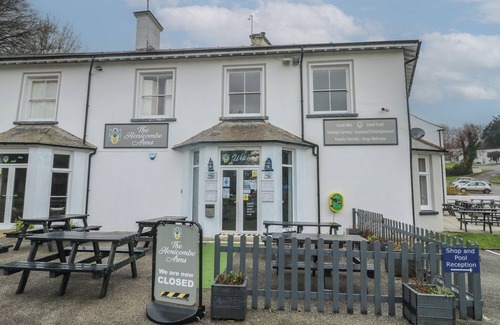 St. Ann's Chapel Cottage | LEWIS LODGE, pet friendly, with a garden in St Ann's Chapel, Cornwall