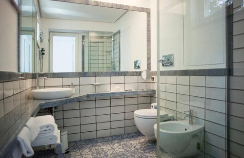 Marina Piccola Cottage | LHP Suite Superior Cottage Capri