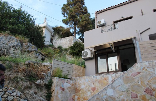 Platanias Town Apartment | Lia's apt. in Platanias Chania