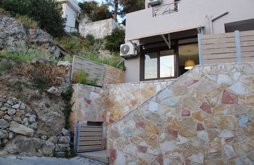 Platanias Town Apartment | Lia's apt. in Platanias Chania