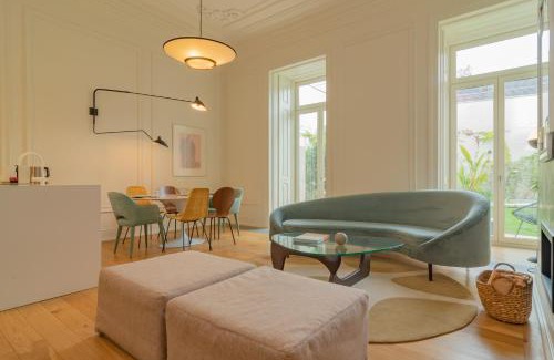 Sao Jose Apartment | Liberdade Garden & Indoor Pool by LovelyStay