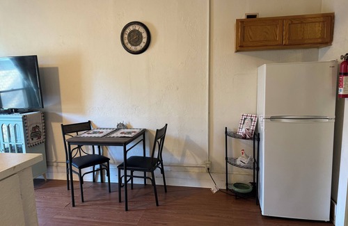 Arnot Apartment | Liberty Nest IInCharming 1-bedroom apartment in Beautiful Liberty with WiFi