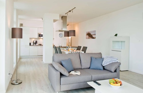Pelzerhaken Apartment | Lichtdurchflutetes Penthouse in der 1. Reihe Südkap Penthouse F-08