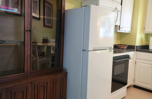 Sarasota Apartment | Lido Key Hide-Away for Two