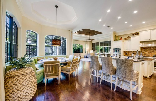Saint Armands Key House | Lido Key Home with Amazing Pool Area, Steps from the Beach - Tranquility