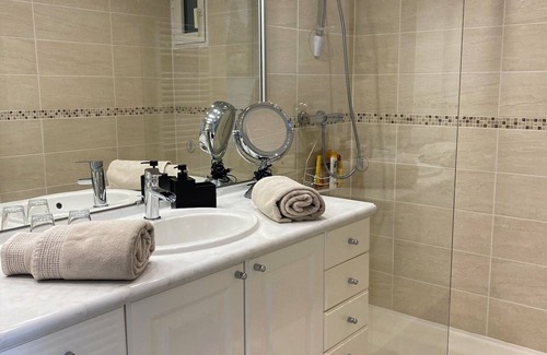 Tourves Bed & Breakfast | Life is beautiful in Provence