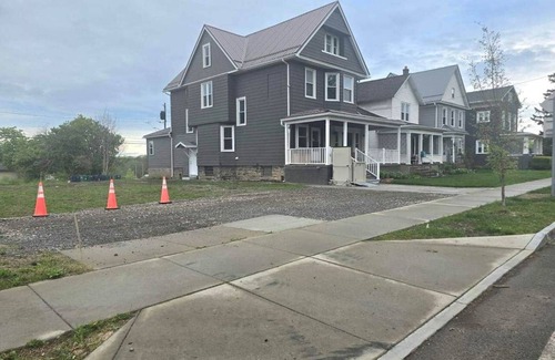 Downtown Niagara Falls House | “Life is Good” | Accessible Stay Near the Falls