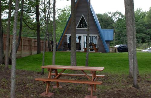 Au Gres House | Life's a Hoot