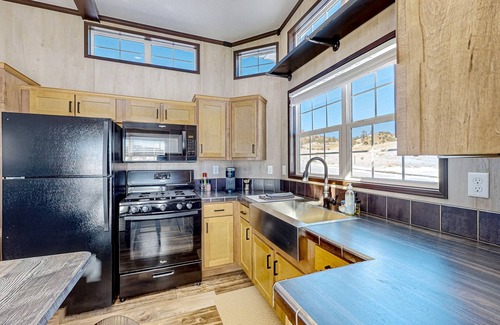 Colorado Springs Cottage | Light-filled cabin on 1,800-acre ranch with animals, trails, mountains & firepit