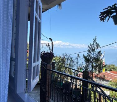 Darjeeling House | Light Inn