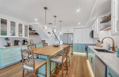 Boca Grande Condo | Lighthouse 17 - Salty Bungalow, a spacious 3-bedroom retreat in Boca Grande.