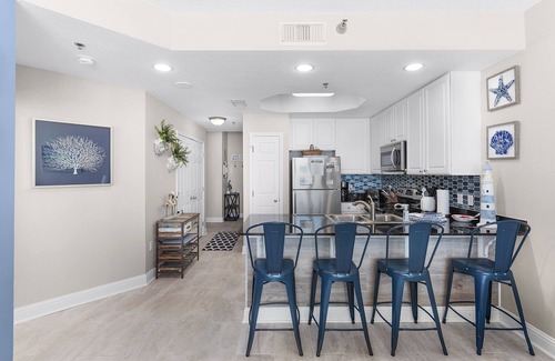 Gulf Shores Condo | Lighthouse Condo - Gulf View -Park in front of condo -3 Pools-Bunk Rm
