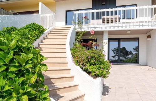 Carreco House | Lighthouse View by Portugal Active