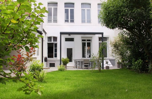 Saint-Omer Apartment | Ligny garden