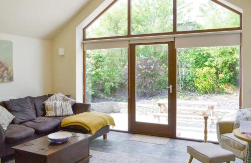 Llanfachraeth House | Lili Wen