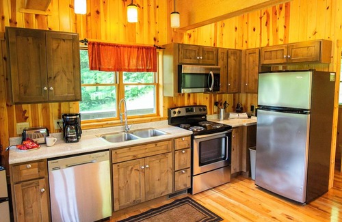 Logan Cabin | Lily Pad - Hosted by The Chalets