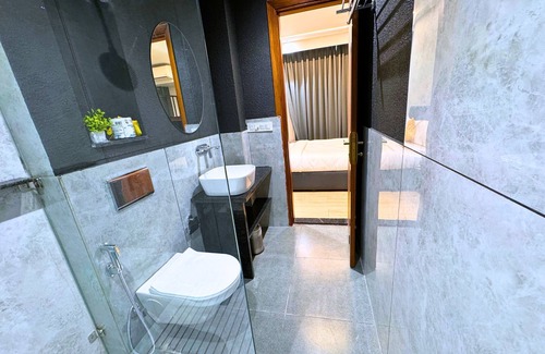Gurugram Apartment | Lime Tree Hotel Sector 51 Gurgaon