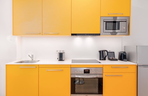 Graz City Centre Apartment | Limehome Graz - Argos by Zaha Hadid