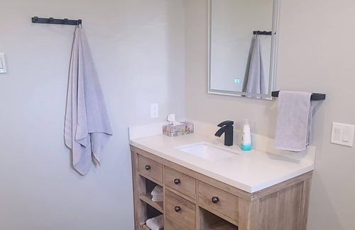 Torrington House | Linden's Peaceful Paradise