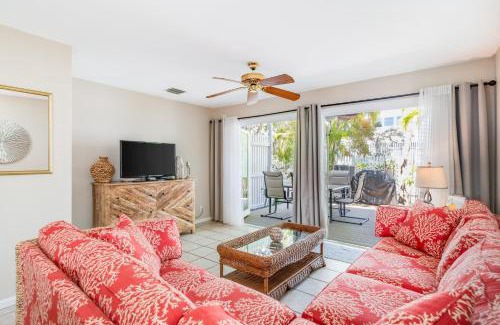 Bahama Village House | Linger Longer by AvantStay Key West Walkable Gated Community Shared Pool Week Long Stays Only