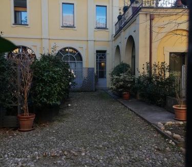 Seregno Bed & Breakfast | Lisander B&B suite and terrace