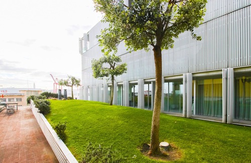 Lisbon Old Town Apartment | Lisbon Luxury Design Apartment with River Viewn
